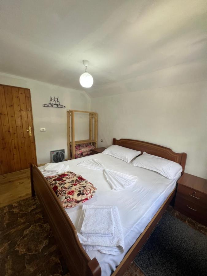 Guest House Gjelaj Theth Exterior photo