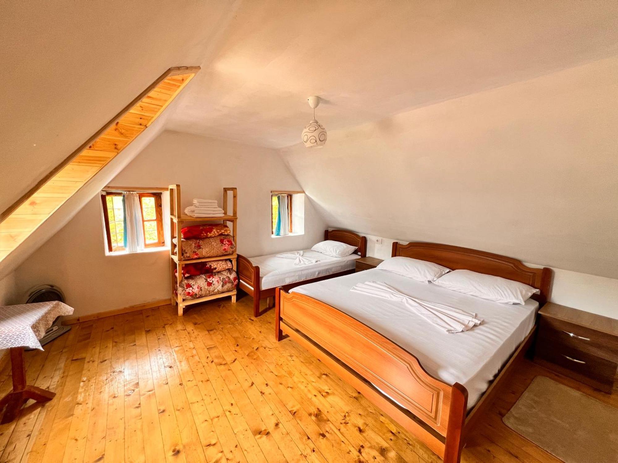 Guest House Gjelaj Theth Exterior photo